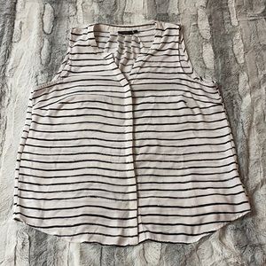 Apt9 white and black striped tank